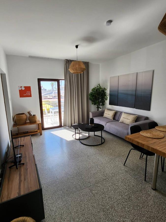Adamandri - Prime Location Leilighet *