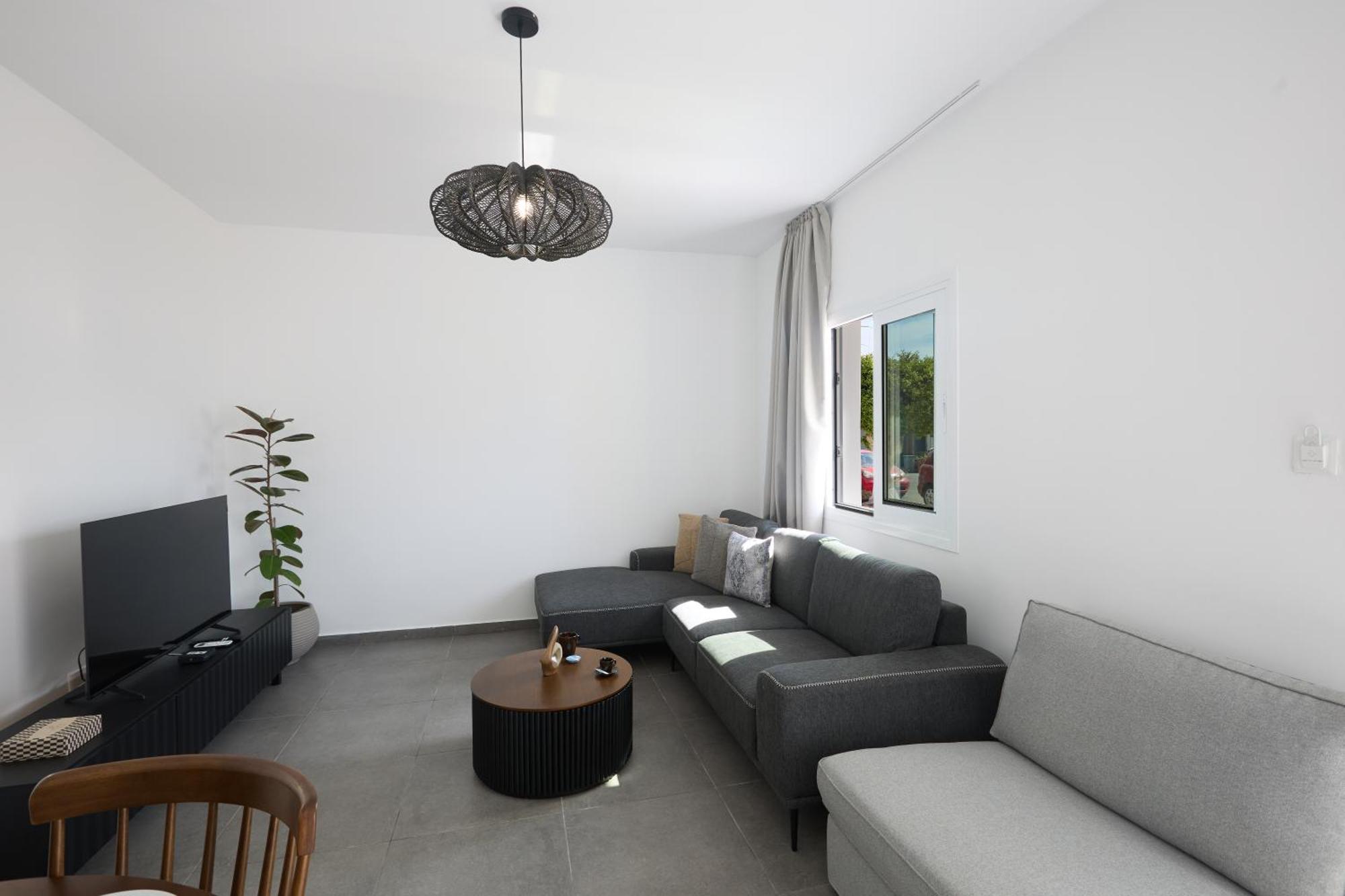 Adamandri - Prime Location * Ajía Nápa
